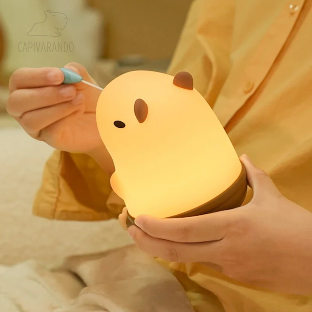 A Luminária Capivarando® Narizinho mágico